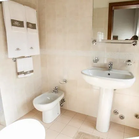 Mantegna Otel Mantua