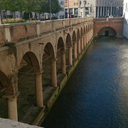 Otel Mantegna 3*