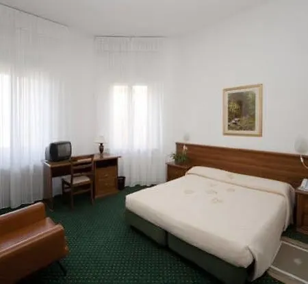 Mantegna Otel Mantua