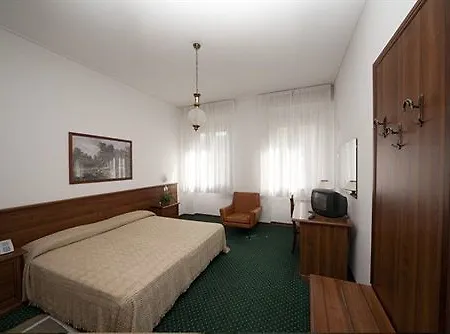 Mantegna Otel Mantua